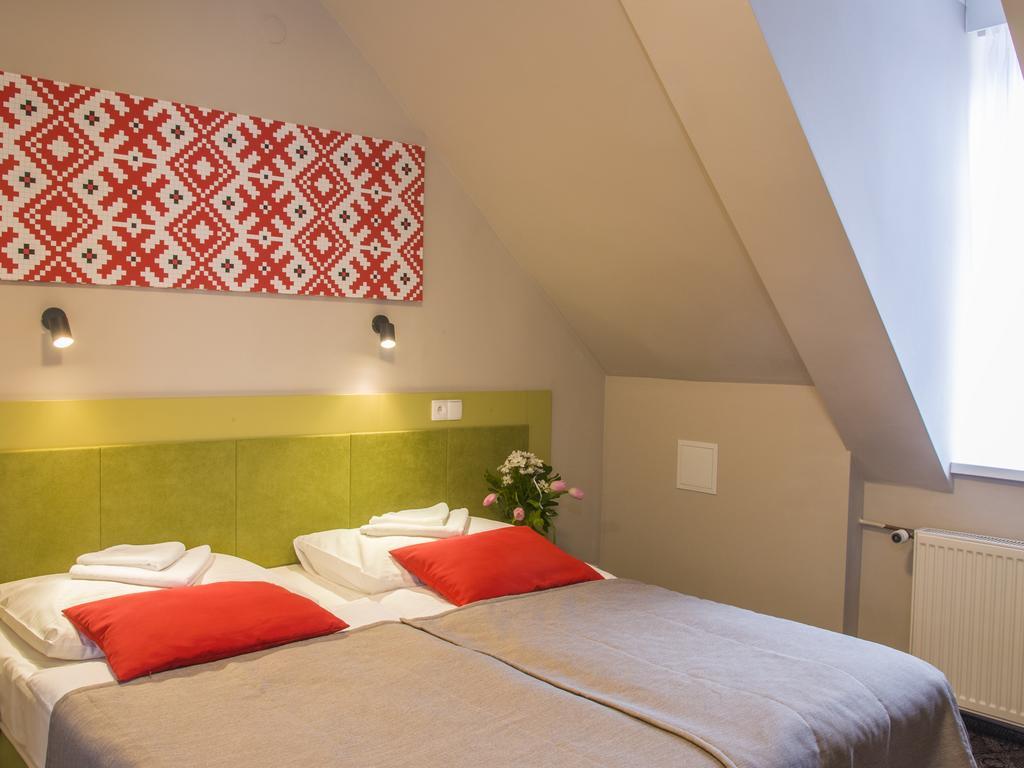 Hotel *** Nat Krynica-Zdrój Exteriör bild